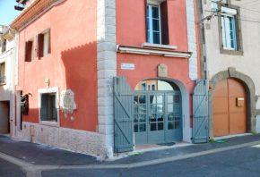 Charmant studio dans le centre historique de Vias